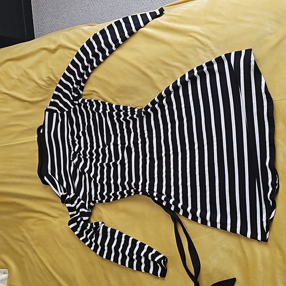 HATLEY | Stripped Midi Dress Size S. No flaws. - Picture 4 of 9